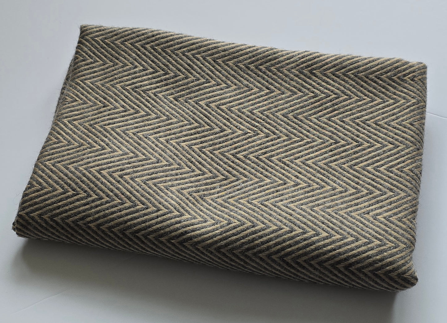 ZigZara: 2-Ply Cashmere Zig Zag Stole