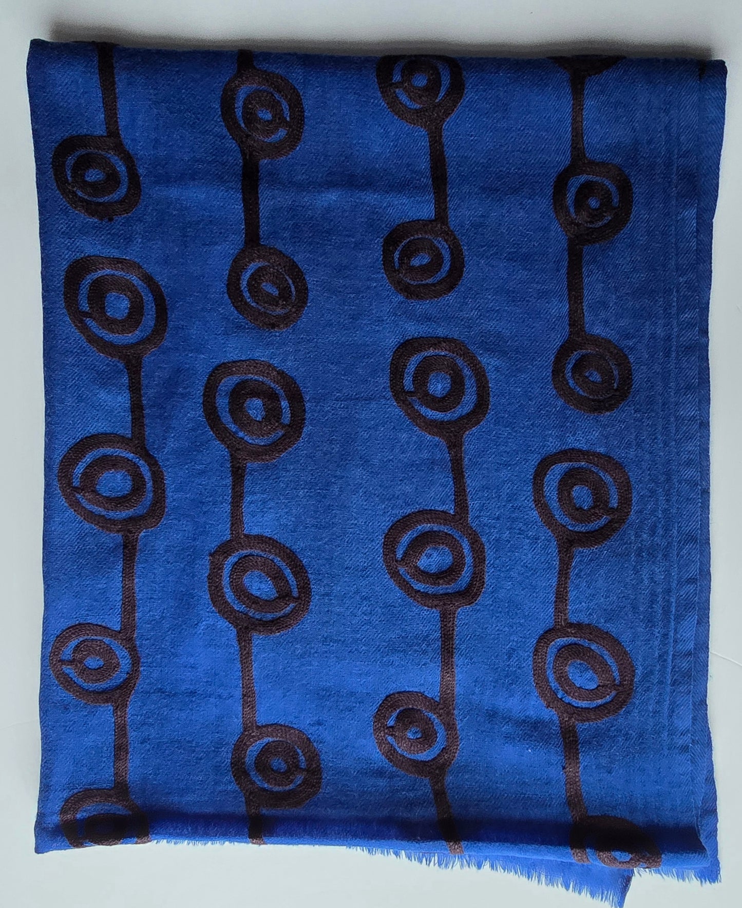 Premium Merino Wool Scarf – Soft, Warm & Breathable