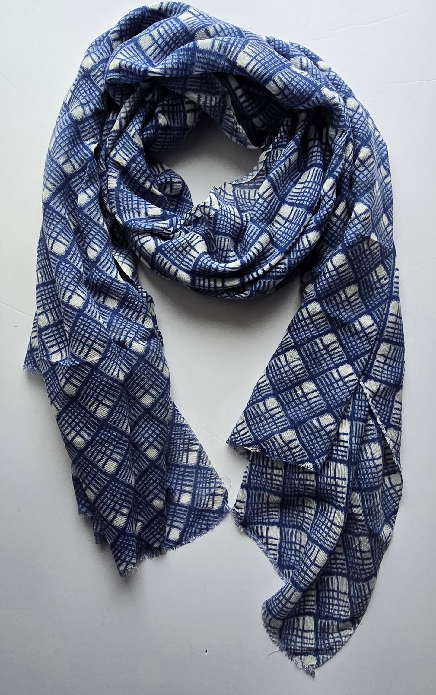 Premium Merino Wool Scarf – Soft, Warm & Breathable