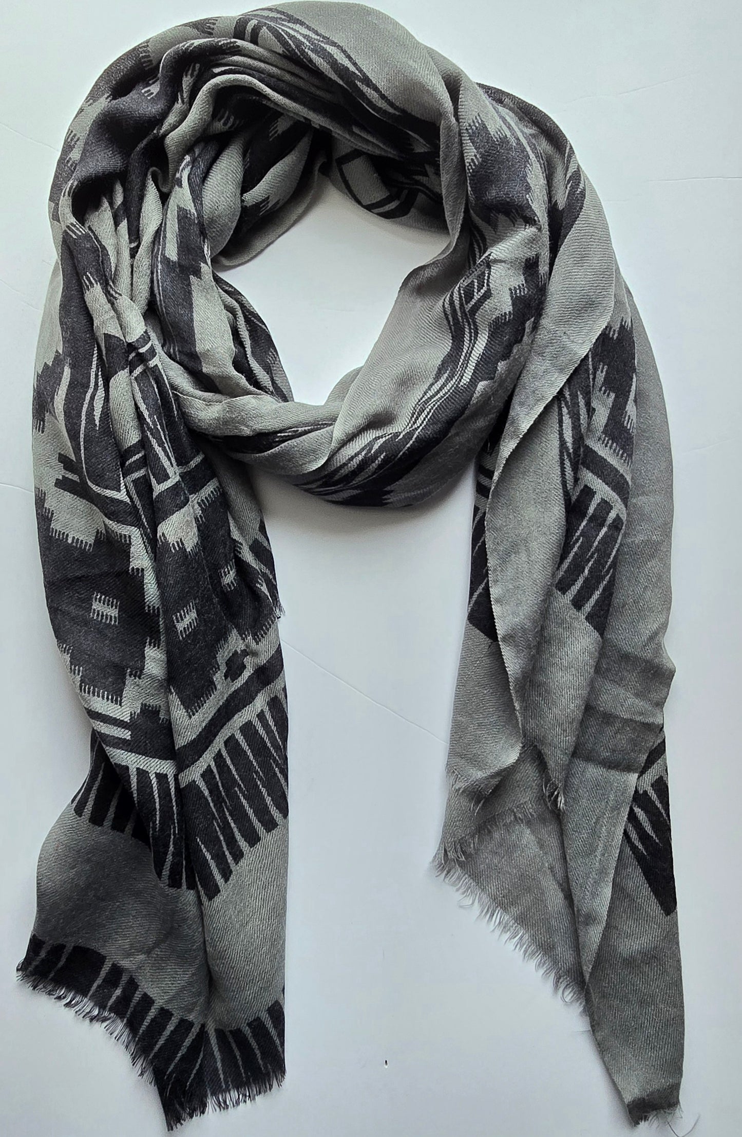 Premium Merino Wool Scarf – Soft, Warm & Breathable